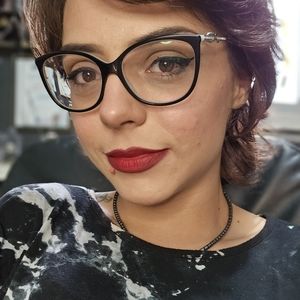 Meet your Posher, Malina